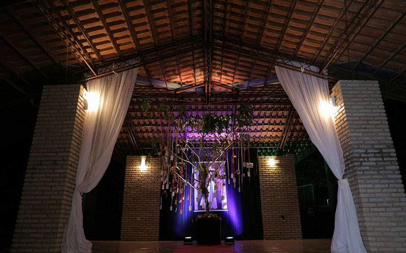 Atendimento com hostess para eventos corporativos
