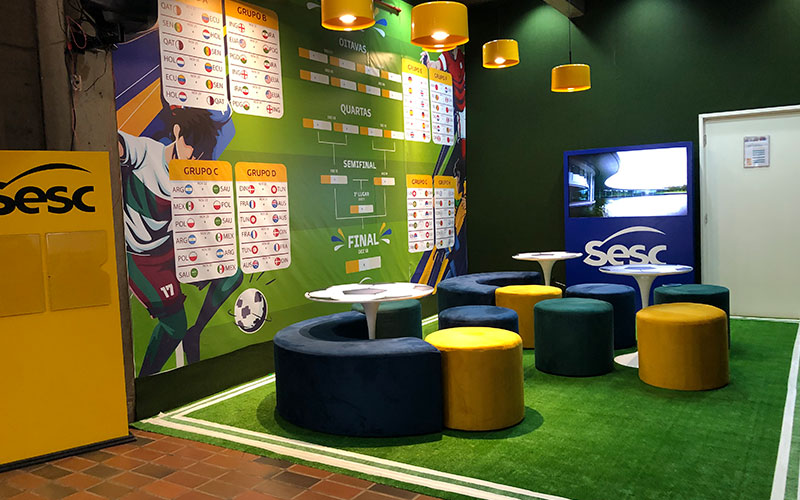 Cenário temático para evento produzido por Sissi Silva